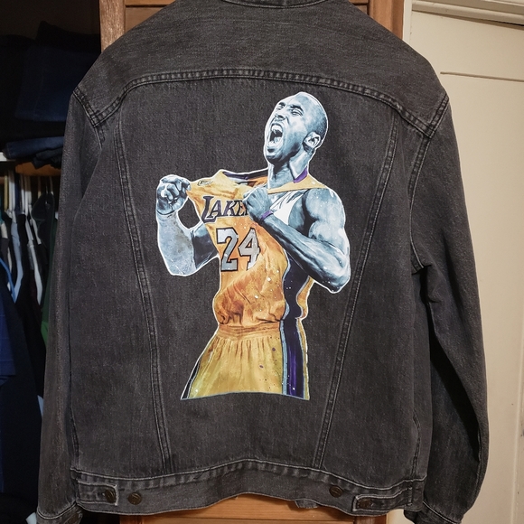 GUESS KOBE BRYANT JACKET - Picture 1 of 3